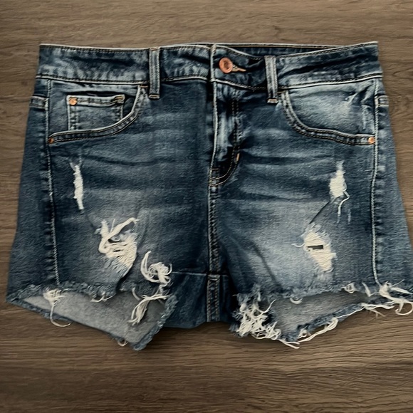 Guess Pants - Guess Jean shorts
